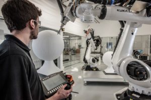 Read more about the article Autodesk 未來製造技術中心在英國伯明罕開幕